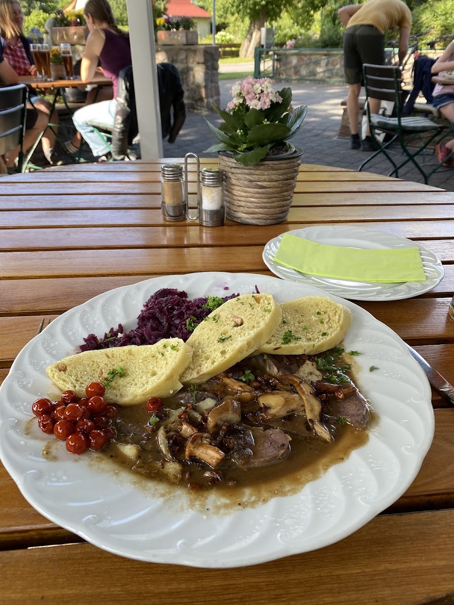 Gaststatte Zum Schwalbennest-4